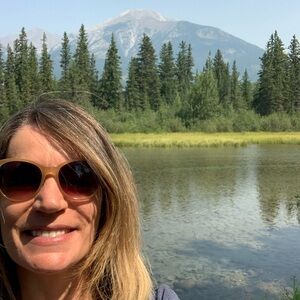 Meet your Posher, Cyndi